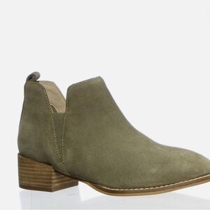 Seychelles Olive Suede Ankle Booties